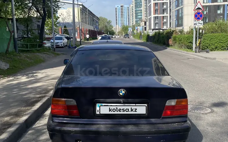 BMW 318 1996 годаүшін1 300 000 тг. в Алматы