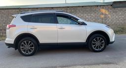 Toyota RAV4 2016 годаүшін12 500 000 тг. в Шымкент – фото 4