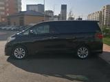 Toyota Alphard 2012 годаүшін7 999 999 тг. в Астана – фото 2