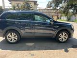 Chevrolet Captiva 2018 года за 8 000 000 тг. в Алматы – фото 3