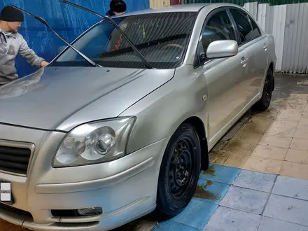 Toyota Avensis 2003 года за 2 800 000 тг. в Атырау – фото 2