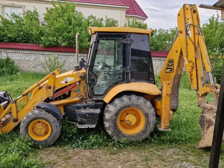 JCB  3CX 2004 года за 15 000 000 тг. в Шымкент