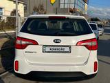 Kia Sorento 2013 годаүшін7 995 000 тг. в Шымкент – фото 3