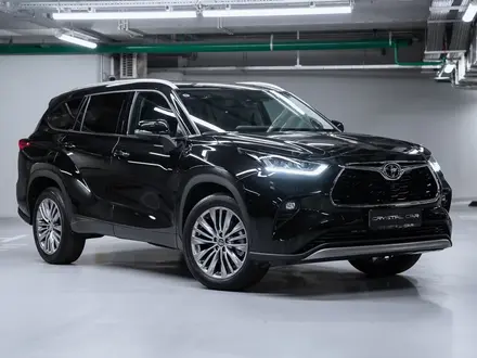 Toyota Highlander 2024 года за 20 400 000 тг. в Алматы – фото 3