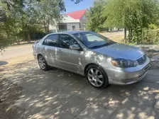 Toyota Corolla, 2004