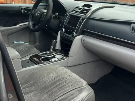 Toyota Camry 2013 года за 9 800 000 тг. в Алматы – фото 8