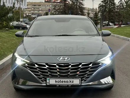 Hyundai Elantra 2021 года за 10 000 000 тг. в Алматы