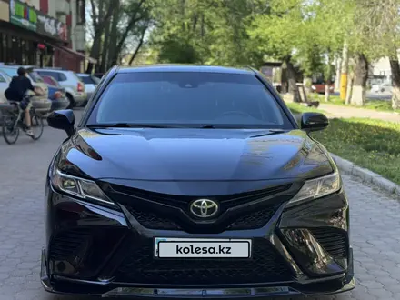 Toyota Camry 2019 года за 11 500 000 тг. в Тараз – фото 3