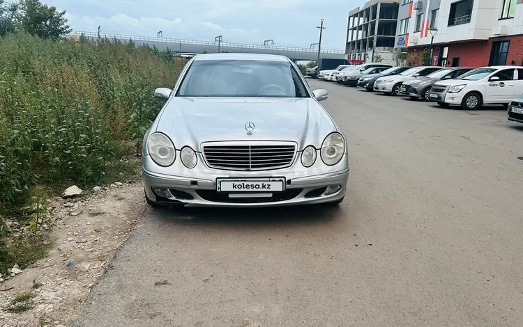 Mercedes-Benz E 240 2003 годаүшін5 500 000 тг. в Астана