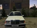 Mercedes-Benz E 230 1991 года за 1 550 000 тг. в Усть-Каменогорск – фото 2