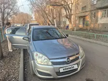 Opel Astra, 2008