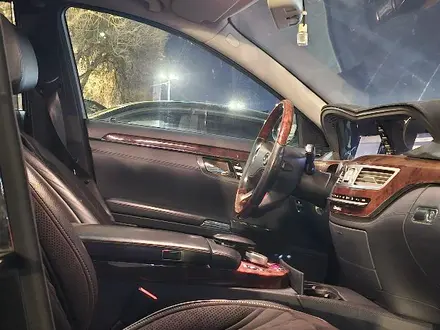 Mercedes-Benz S 500 2006 года за 7 500 000 тг. в Алматы – фото 17