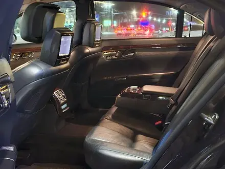 Mercedes-Benz S 500 2006 года за 7 500 000 тг. в Алматы – фото 25