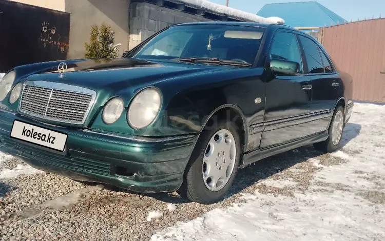 Mercedes-Benz E 320 1996 года за 2 500 000 тг. в Алматы