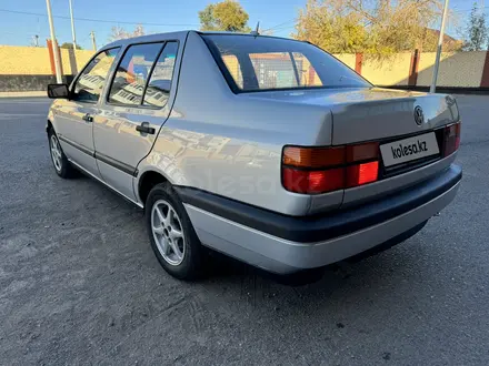 Volkswagen Vento 1995 года за 1 800 000 тг. в Караганда – фото 6