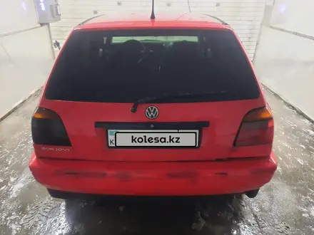 Volkswagen Golf 1996 года за 1 100 000 тг. в Астана – фото 5