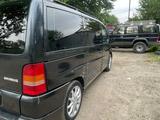 Mercedes-Benz V 230 1998 года за 3 200 000 тг. в Алматы – фото 3