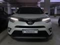 Toyota RAV4 2019 года за 13 500 000 тг. в Актау