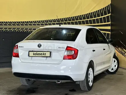 Skoda Rapid 2013 года за 3 950 000 тг. в Актобе – фото 4