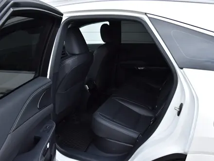 Lexus RX 350 Executive 2023 года за 33 000 000 тг. в Астана – фото 11