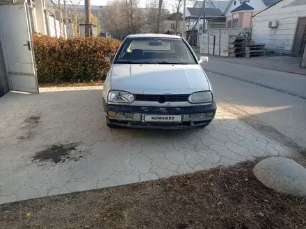 Volkswagen Golf 1993 года за 410 000 тг. в Тараз