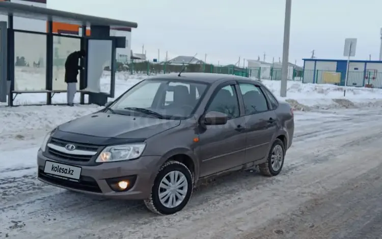 ВАЗ (Lada) Granta 2190 2015 годаүшін3 100 000 тг. в Актобе