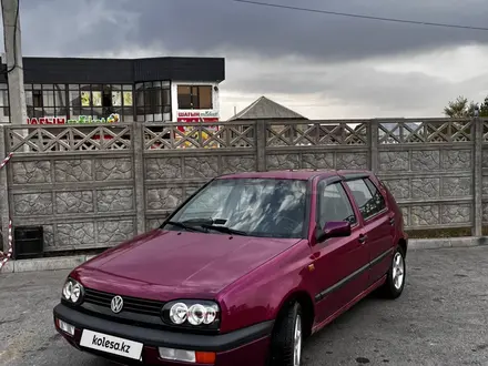 Volkswagen Golf 1996 года за 1 600 000 тг. в Тараз – фото 2