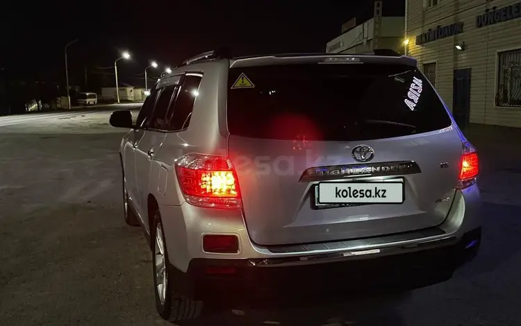 Toyota Highlander 2013 года за 14 000 000 тг. в Жанаозен