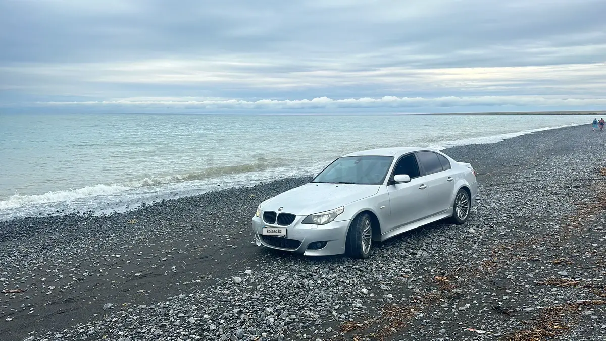 BMW 5 Series, 2003