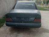 Mercedes-Benz E 230 1991 годаfor300 000 тг. в Шымкент – фото 3
