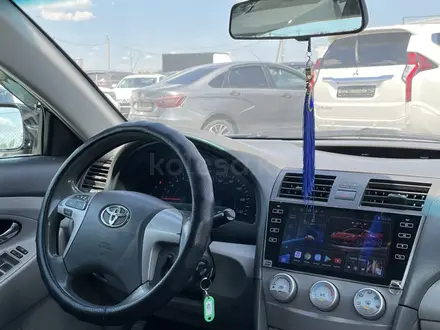 Toyota Camry 2011 года за 5 800 000 тг. в Уральск – фото 12