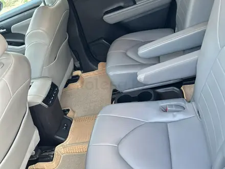Toyota Highlander 2021 года за 21 500 000 тг. в Алматы – фото 13