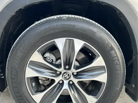 Toyota Highlander 2021 года за 21 500 000 тг. в Алматы – фото 15