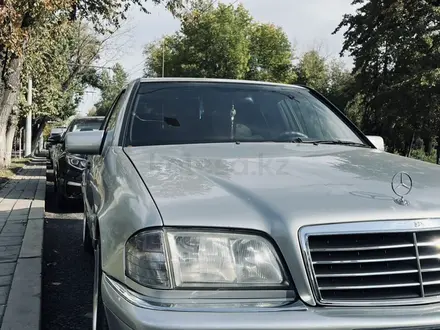 Mercedes-Benz C 180 1998 года за 2 900 000 тг. в Талгар