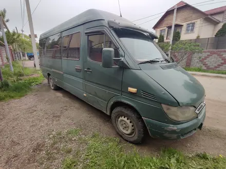 Mercedes-Benz Sprinter 2000 года за 5 000 000 тг. в Алматы – фото 2