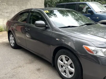 Toyota Camry 2006 года за 5 400 000 тг. в Тараз – фото 2
