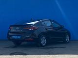 Hyundai Elantra 2019 годаүшін8 590 000 тг. в Алматы – фото 3