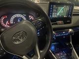 Toyota RAV4 2021 годаүшін20 900 000 тг. в Алматы – фото 2
