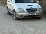 Kia Carnival 2002 года за 1 650 000 тг. в Шымкент – фото 5