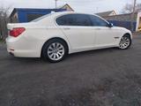 BMW 750 2010 годаүшін6 500 000 тг. в Караганда