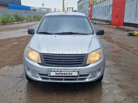 ВАЗ (Lada) Granta 2190 2013 года за 2 600 000 тг. в Астана – фото 4