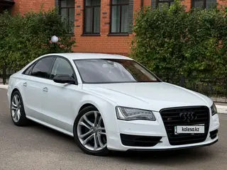 Audi S8, 2013