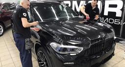 BMW X5 2020 года за 39 000 000 тг. в Актау – фото 2