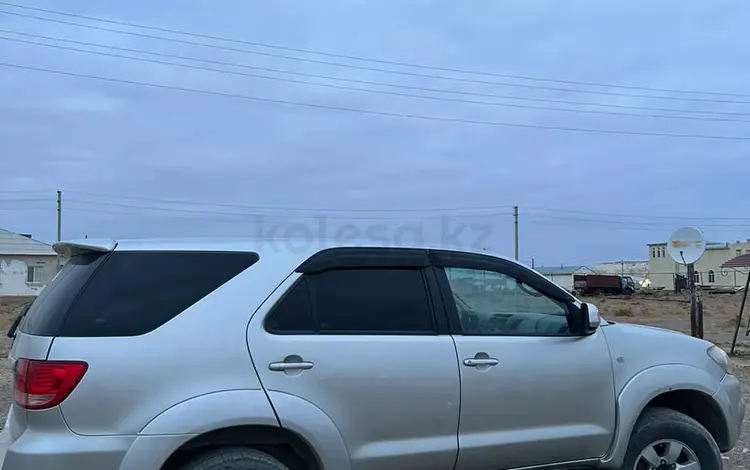 Toyota Fortuner 2006 годаfor5 600 000 тг. в Актау