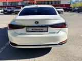 Lexus ES 250 2019 годаүшін19 500 000 тг. в Астана – фото 4
