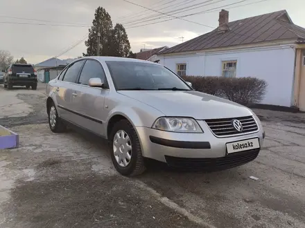 Volkswagen Passat 2002 года за 2 700 000 тг. в Тараз – фото 2