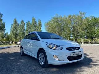 Hyundai Accent, 2013