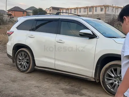 Toyota Highlander 2014 года за 15 500 000 тг. в Алматы – фото 9