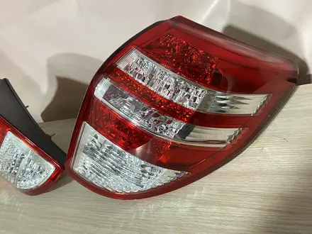 Задние фонари — Toyota RAV4 2009- за 29 000 тг. в Алматы – фото 2
