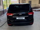 Kia Sedona 2016 годаүшін9 950 000 тг. в Жанакорган – фото 3